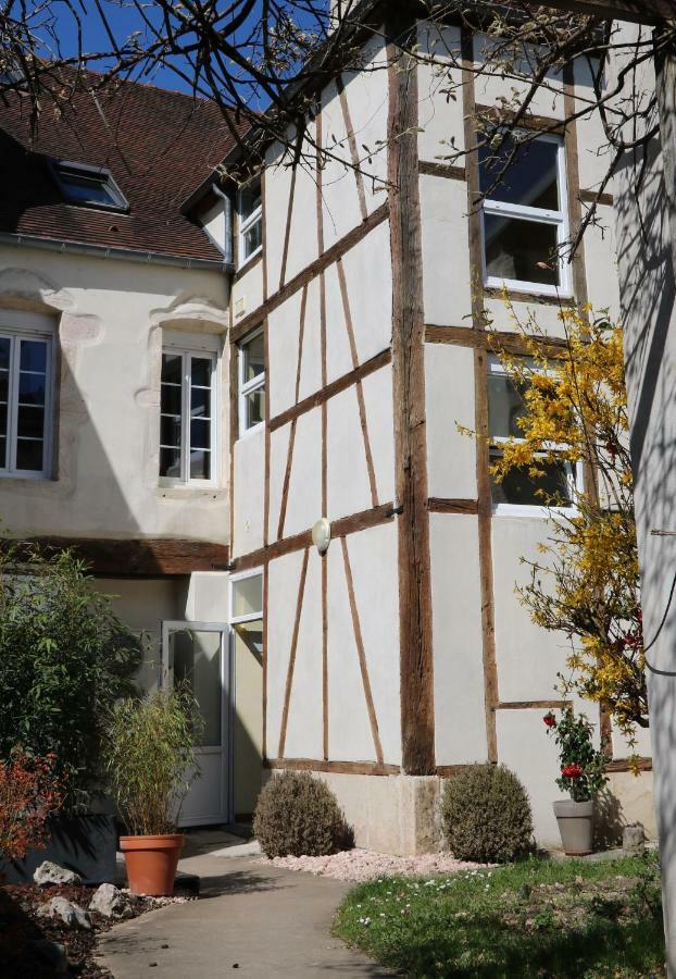 Bed and Breakfast Au Coeur De Nuits Esterno foto